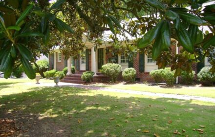 Rome, Georgia ;Home away from Home —Upscale neighborhood