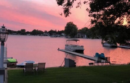 Lakefront Cottage with Fantastic Swimming and Views