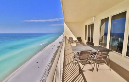 Gulf Crest-2 BR on the 22nd floor***Includes Beach Chairs***