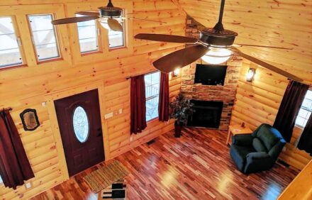 Wildcat Cabin Getaway Near Kentuckys Historical Attractions and State Parks
