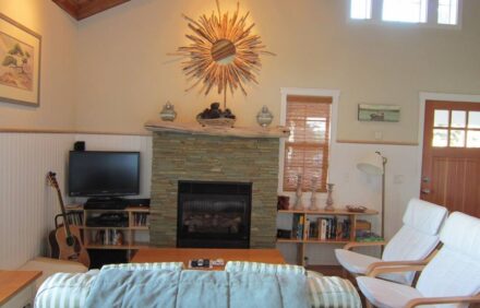 PINE VIEW BUNGALOW – OCEAN VIEW BUNGALOW IN THE PINES AT BODEGA BAY
