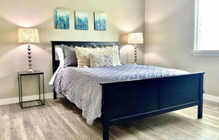 *NEW* Spacious and Cozy with bonus room!