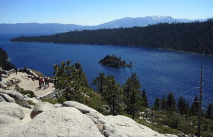 Chalet Style Cabin, 1/2 mile to Chambers Landing Beach