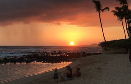 BABY BEACH BUNGALOW 2-STEPS TO BEACH – OCEAN VIEW – AMAZING LOCATION, NEAR SHOPS