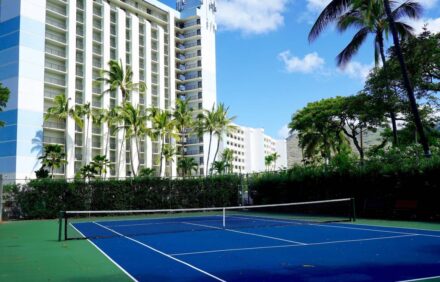 BEACHFRONT PARADISE – DIRECT OCEAN VIEW – TENNIS, POOL, JACUZZI, A/C, W/D