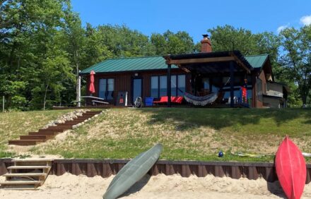 Private Beach Front Cottage – Heart Rock Haven – Port Austin – Sunset Haven