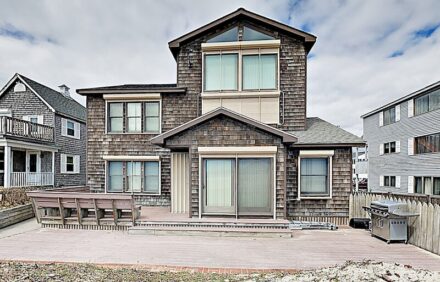 Ocean Front!! Beautifully furnished 5 BR magnificent house steps away from sand.
