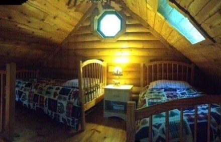 Log Cabin In The Woods. Relaxing Outdoor And Cozy Indoor Living Near The Lake.