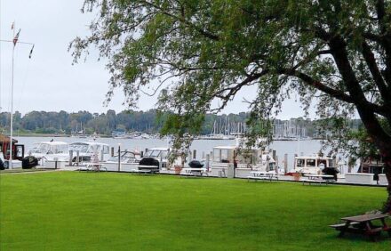 Bayfront King, Harbor View & Porch, Location, Location!