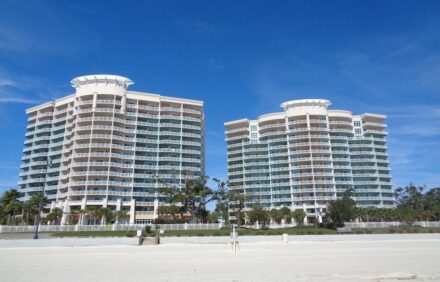 Lifetime Beach Memories Made Here 2Br/2Ba Sleep 6, Best View On The Beach